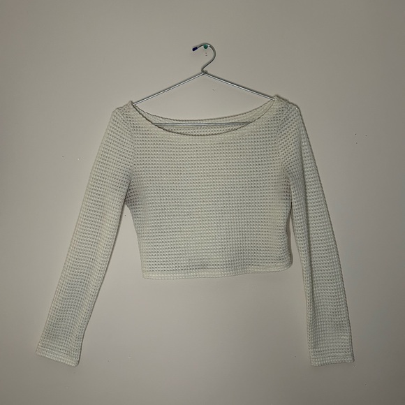 Ribbed long sleeve crop top - Picture 2 of 5